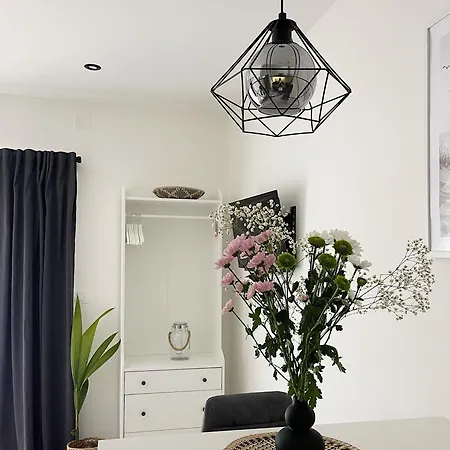 Cozy With Terrace + Free Parking Opatija